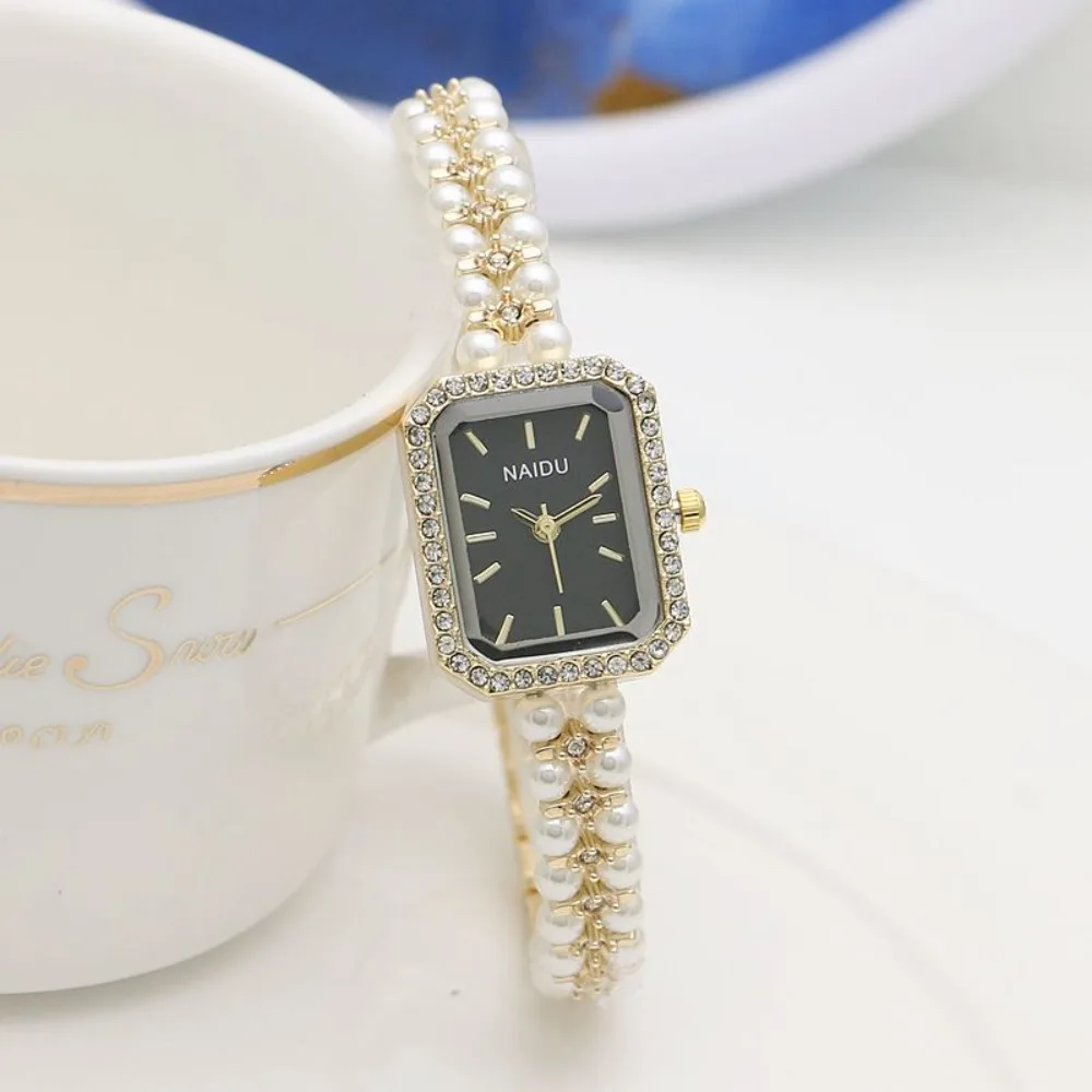 

Square Women Watch Movement Retro Fashion Small Dial Ladies Vintage Shell Pearls Chain Quartz Wristwatch Female Relogio Feminino