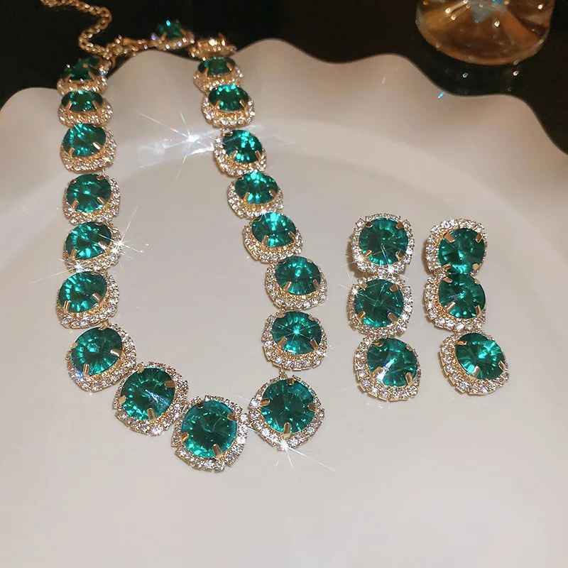 Gorgeous Green White Full Rhinestone Earring Necklace Pendant Set Korea Made Shiny Dancy Party Ear Studs Choker Neck Jewelry Set