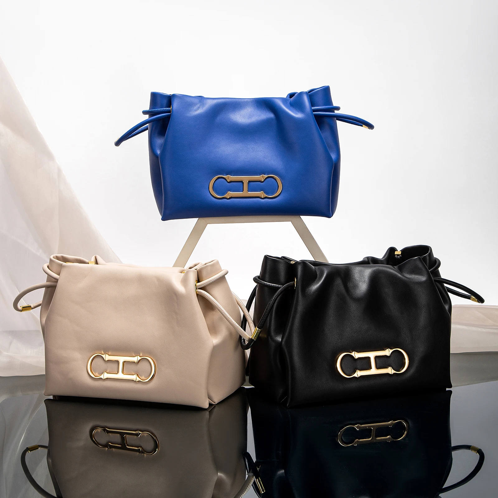 2025 New Commuter Solid Color Drawstring Design Single Shoulder Bag Fashion Classic Shoulder Bag Crossbody Bag Wallet