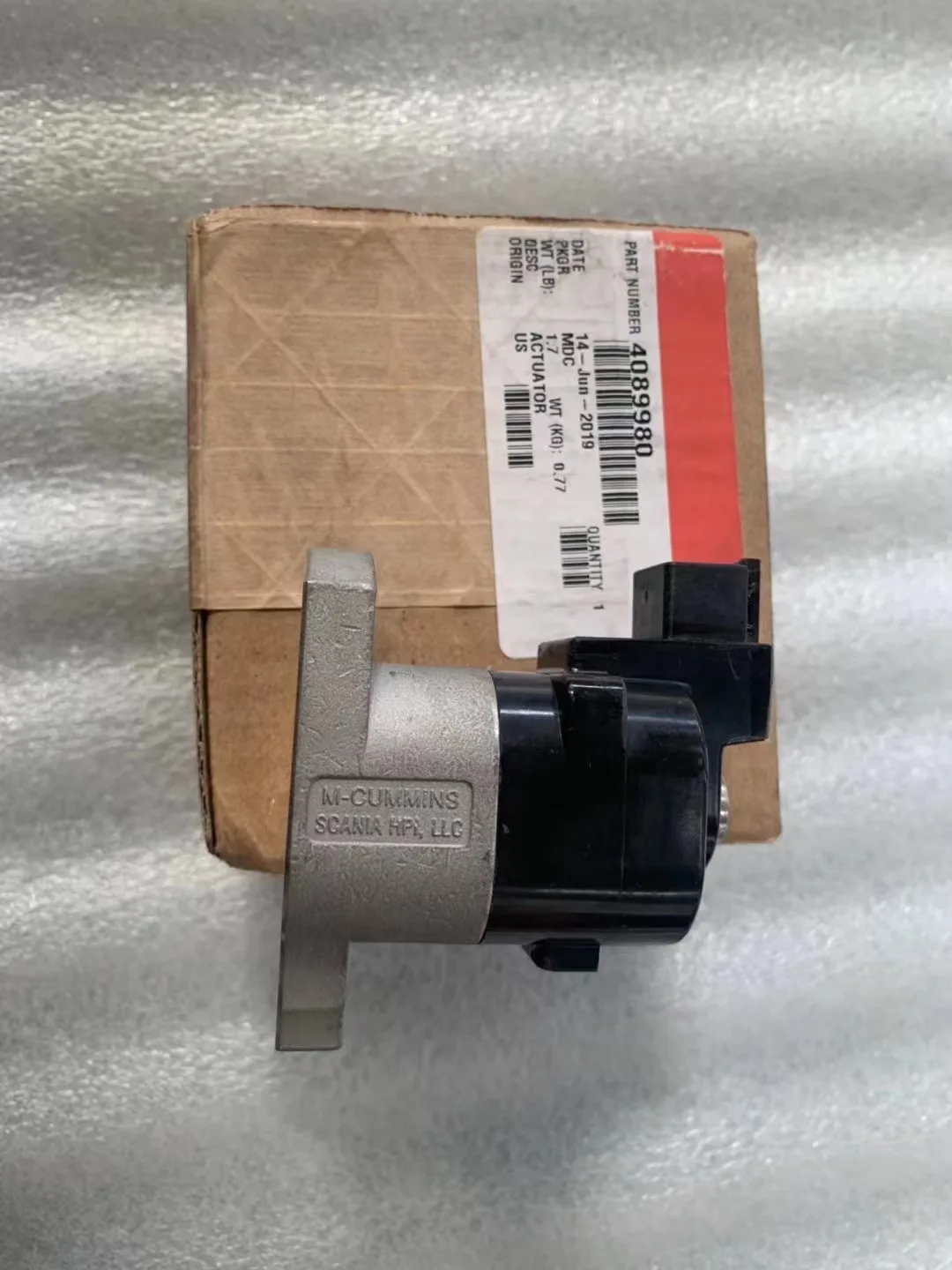 Cummins QSX15 ISX15 engine injector actuator 4089980 4089981