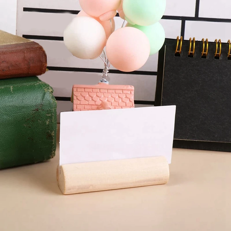 木製の場所カードホルダー、木製のテーブル番号スタンド、結婚式の看板、素朴なメッセージ名のディスプレイスタンド、20個