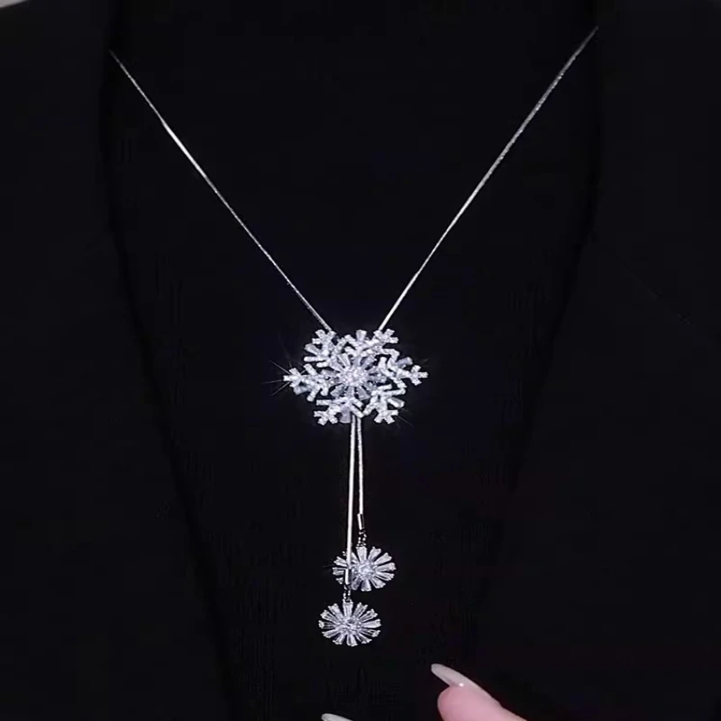 الدورية الزركون ندفة الثلج قلادة المرأة مزاجه سلسلة الترقوة ضوء الفاخرة المتخصصة الراقية سترة سلسلة الخريف
