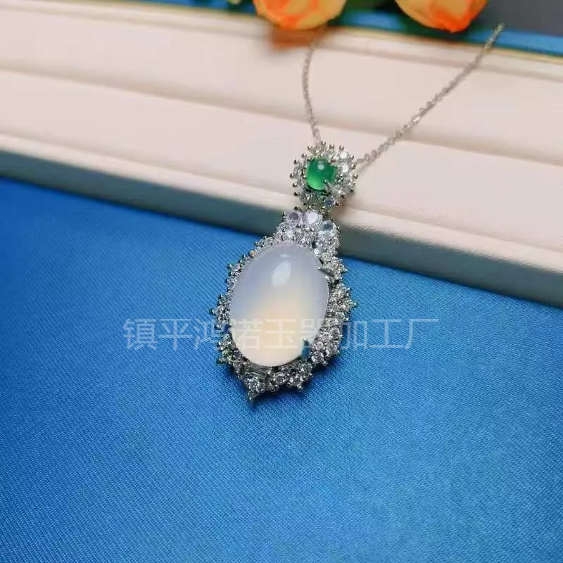 New-style with silver plating and inlaid chalcedony large pendant jade necklace