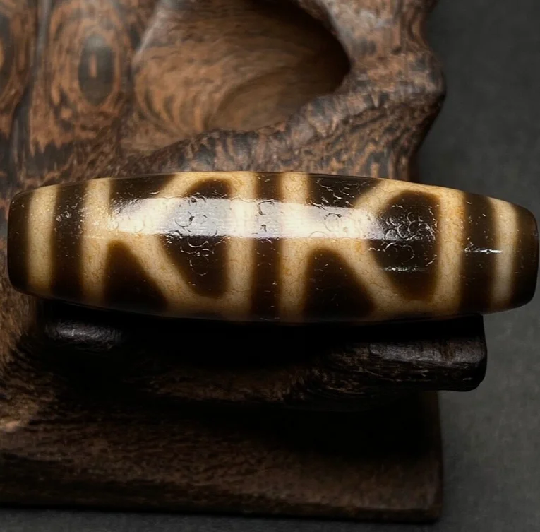 Magic Ancient Tibetan DZI Bead Old Agate Longevity Stripe Totem Talisman Pendant