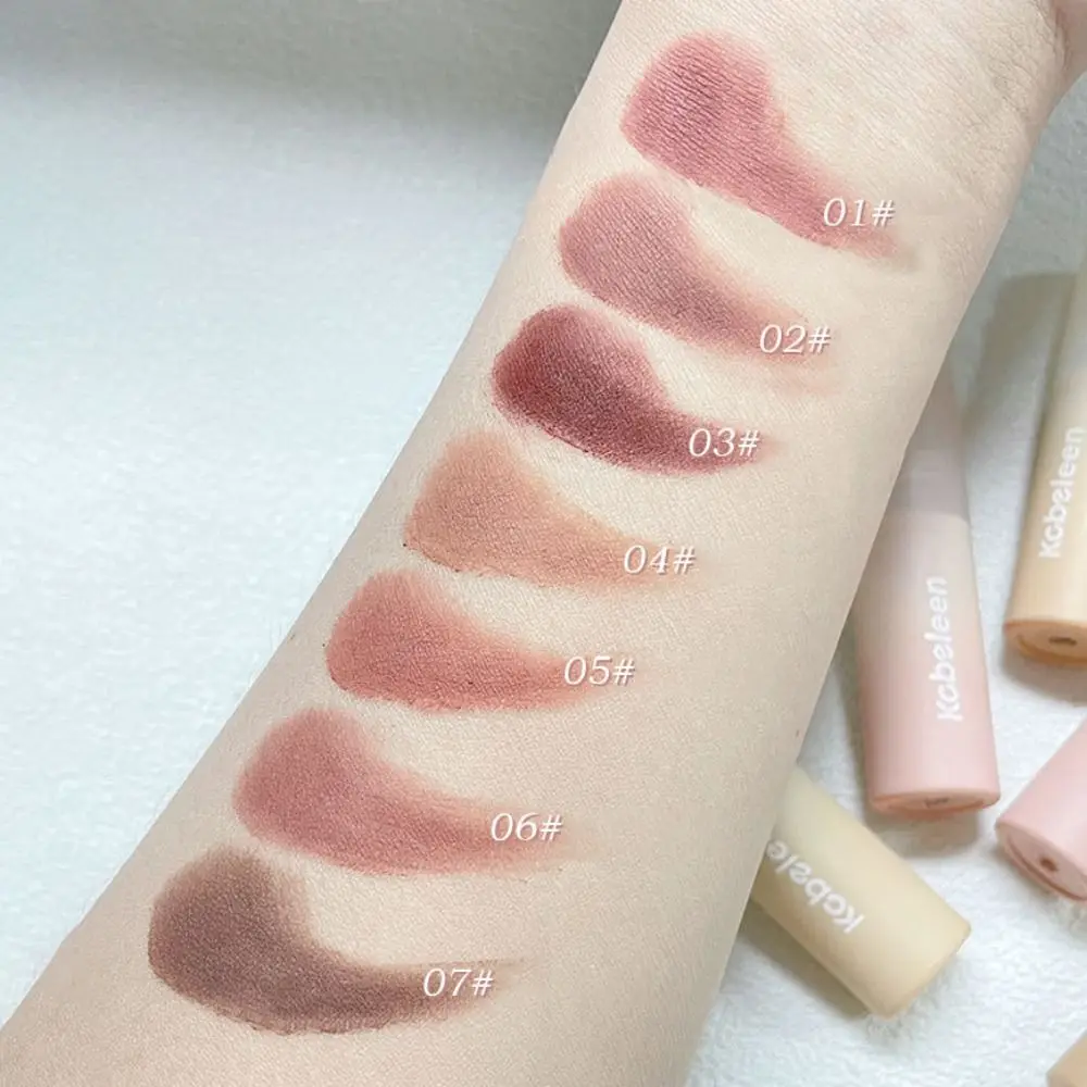 Matowy błyszczyk powiększający usta, długotrwały, zwiększający elastyczność ust, szminka w stylu lodów, 7 kolorów, nawilżająca pielęgnacja ust.