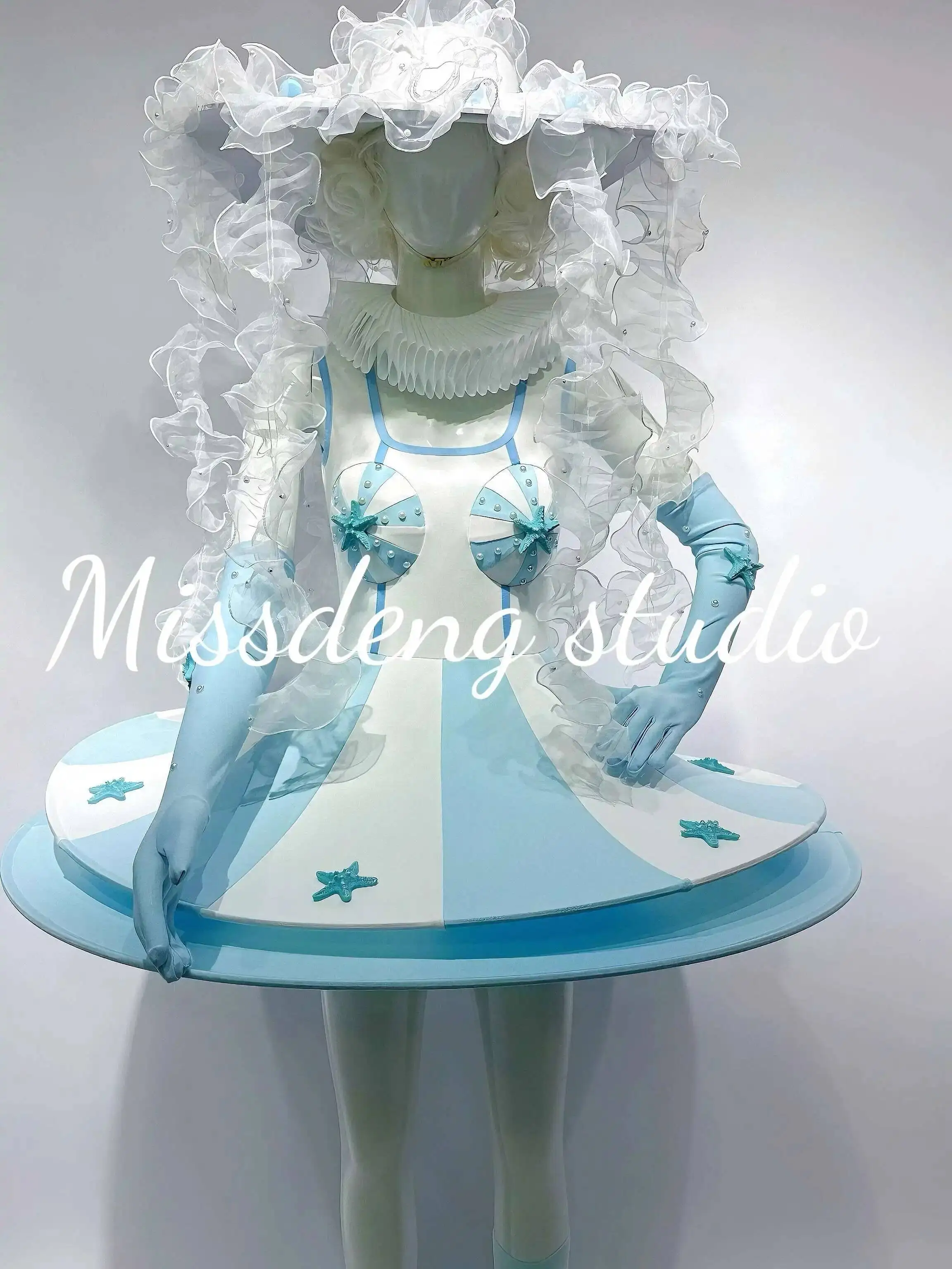 كوس كرنفال تعويم موكب زي حوض السمك بارك المحيط سلسلة قنديل البحر تصميم نجم البحر السماء الزرقاء أداء زي