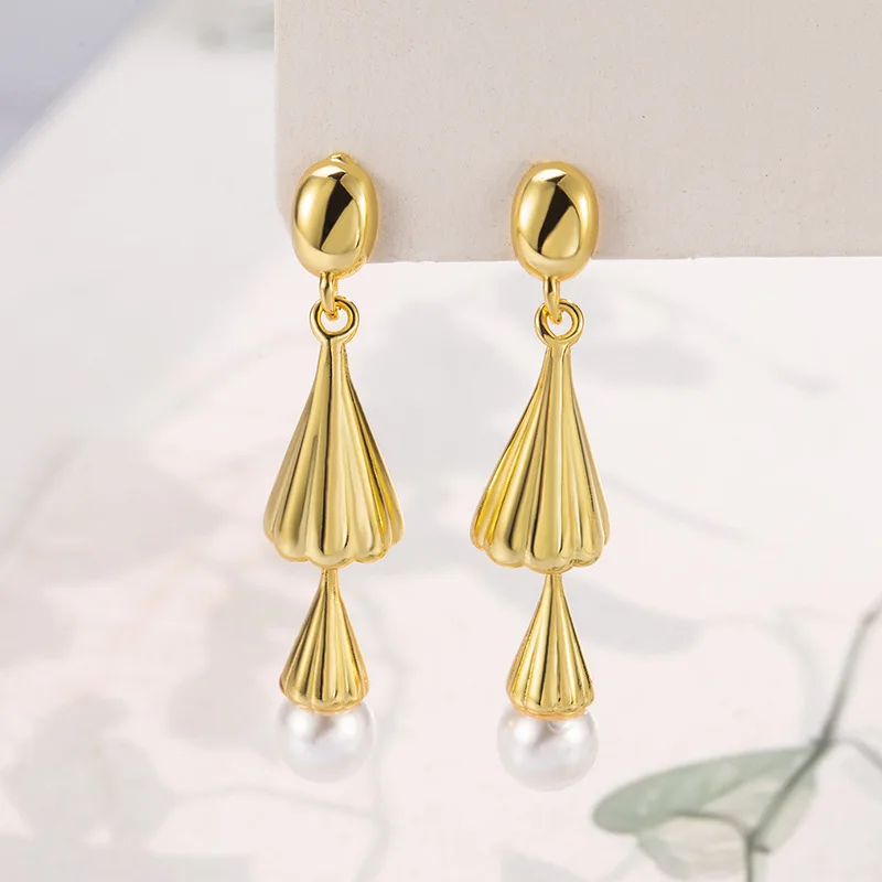 

Yhpup retro non-fading metal wind chime tassel earrings, fashionable women's pearl-like elegant and charming jewelry