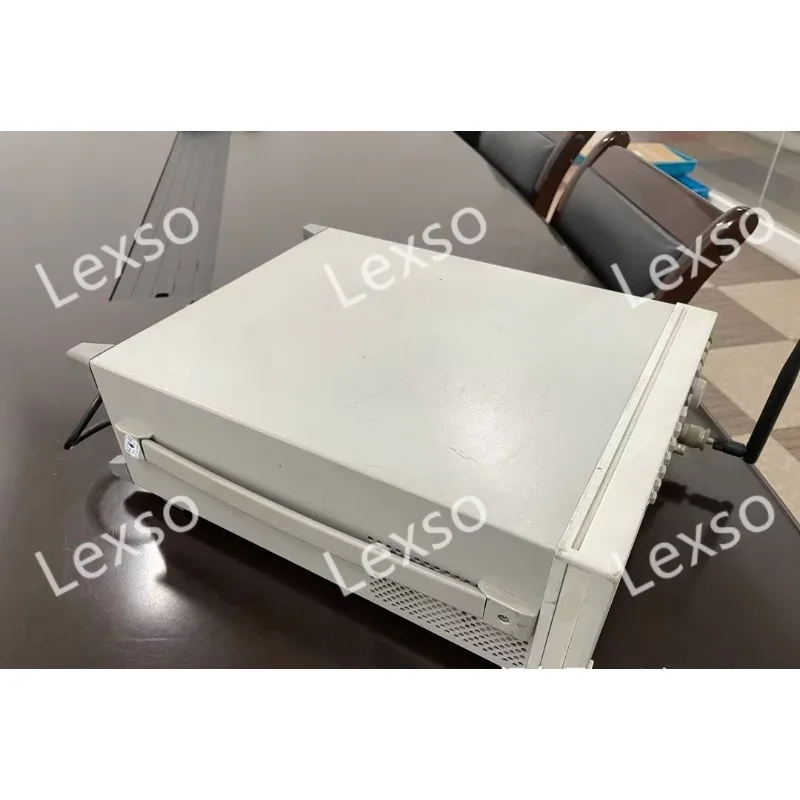 Generatore di segnale RF HP Agilent Keysight N9310A usato 9kHz - 3GHz