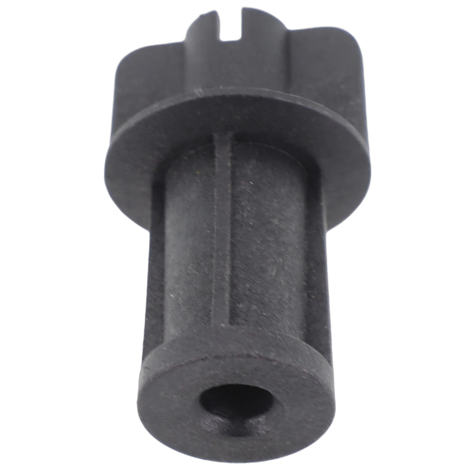 Rear Outer Lamp Nut for Ford For Focus (2012 2018) and For Fiesta (2011 2019) OEM W707612 S300 1182772 Replacement Part
