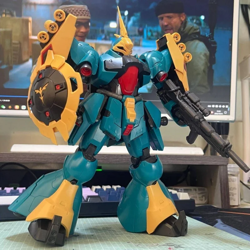 

Hot Mg 1/100 Daban 8819 8823 Assembly Model Kit Msn-03 Jagd Doga Gyunei Guss Collection Action Figures Customized Toys Gift