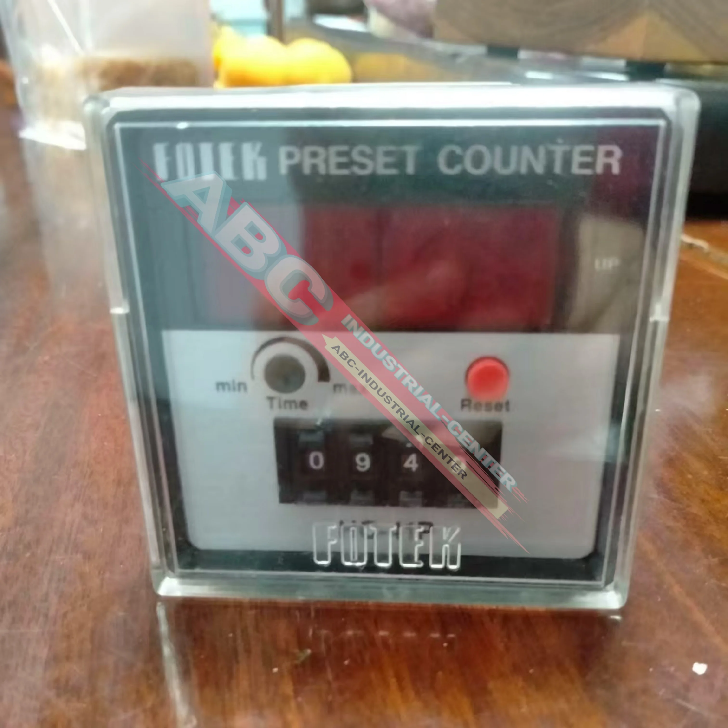 

Brand new HC-41P Digital Counter
