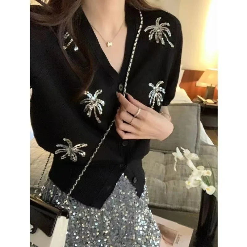 

2024 Summer New Embroidered Sequined Short-sleeved Knitted V-neck Versatile Temperament Elegant Simple Commuter Cardigan Top