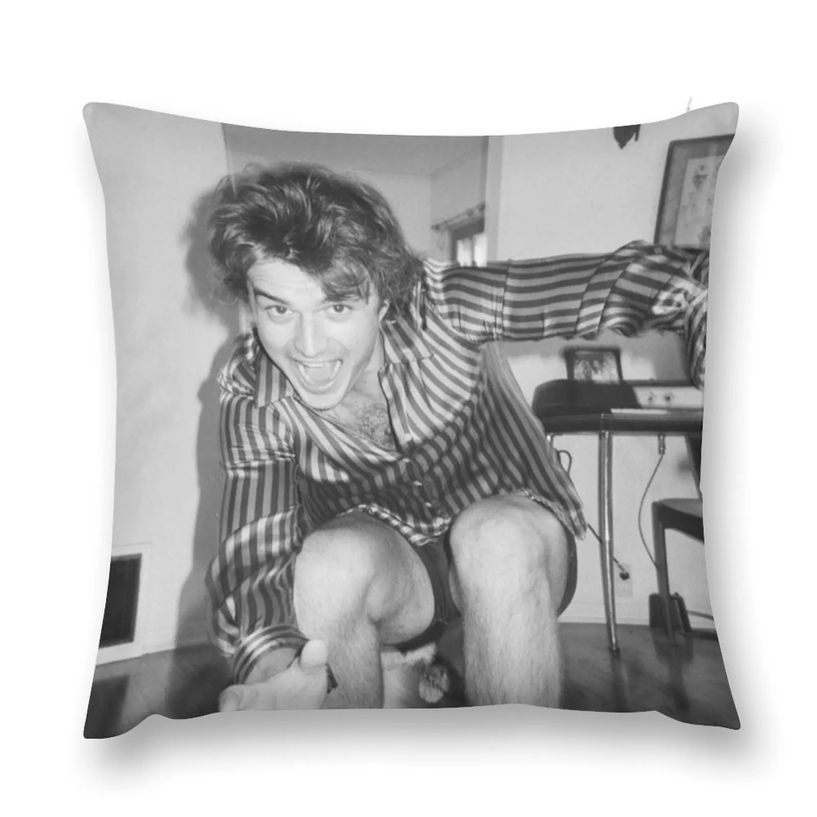 

Joe Keery Throw Pillow Pillow Cases Decorative christmas decorations for home 2025 Christmas Pillows pillow