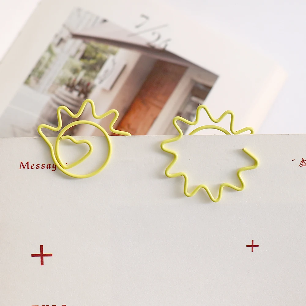 Sunflower Shape Paper Clip Yellow Cute Paper Clips Diary Notebook Decoration Metal Bookmark Student Stationery Paperclips Pin