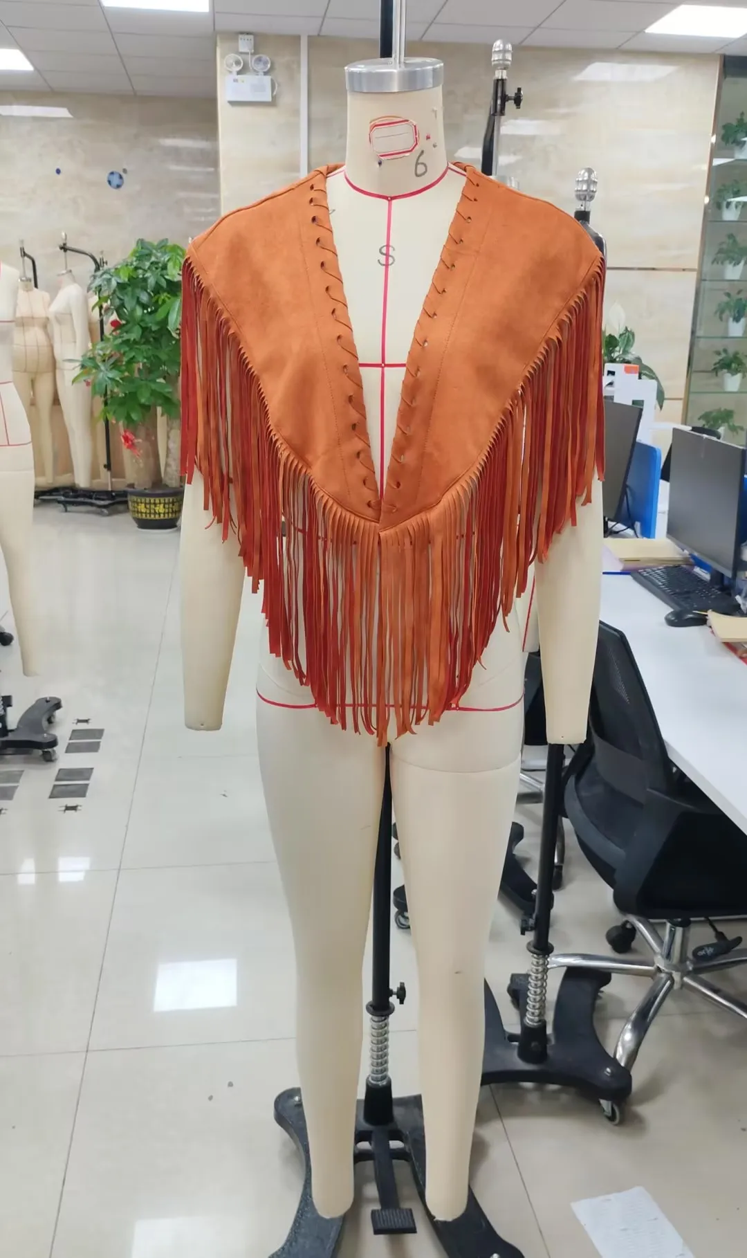 

Women's Tassel Cowgirl Vest Fashionable Western Style Solid Color Open Front Sleeveless Jacket