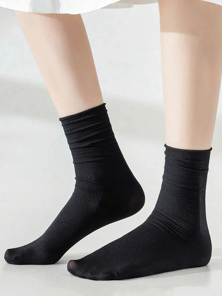 10 Paar mittellange Damensocken, trendige, vielseitige, schwarz-weiße, einfarbige, weiche, bequeme, leichte, atmungsaktive Freizeitsocken – Detail 4