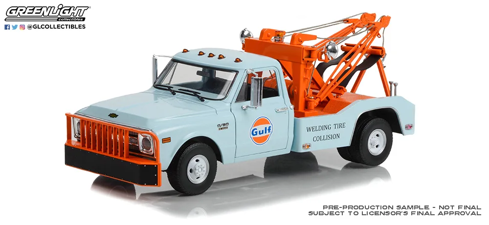 

Green Light 1:18 1969 Chevrolet C-30 Double Clearance Car Gulf Oil Car Model Collection Toys Gifts