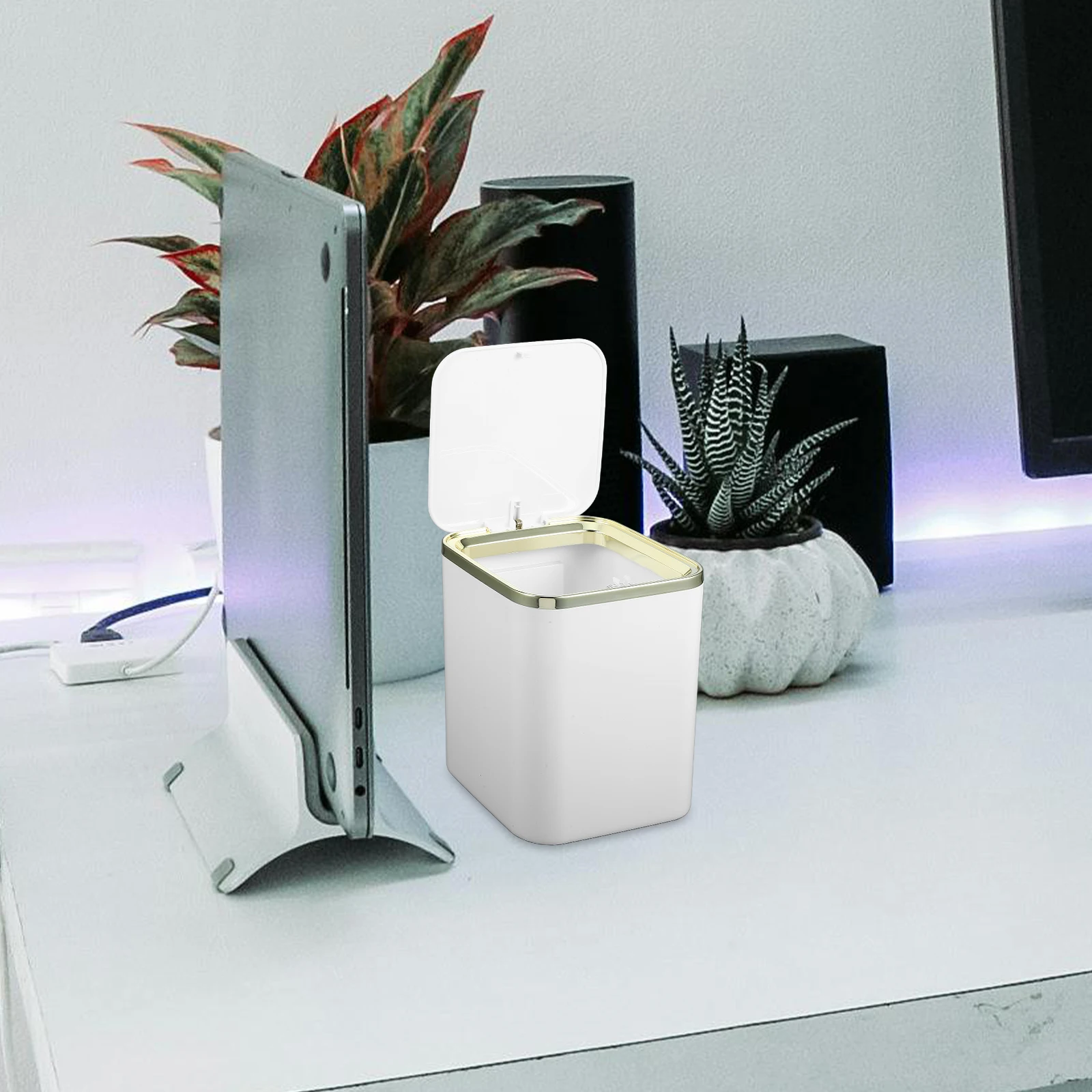 

Pop-up Trash Can Cute Tiny Garbage Hanging Desktop Small Mini Container with Cover Table Waste Bin Trashcan Lid