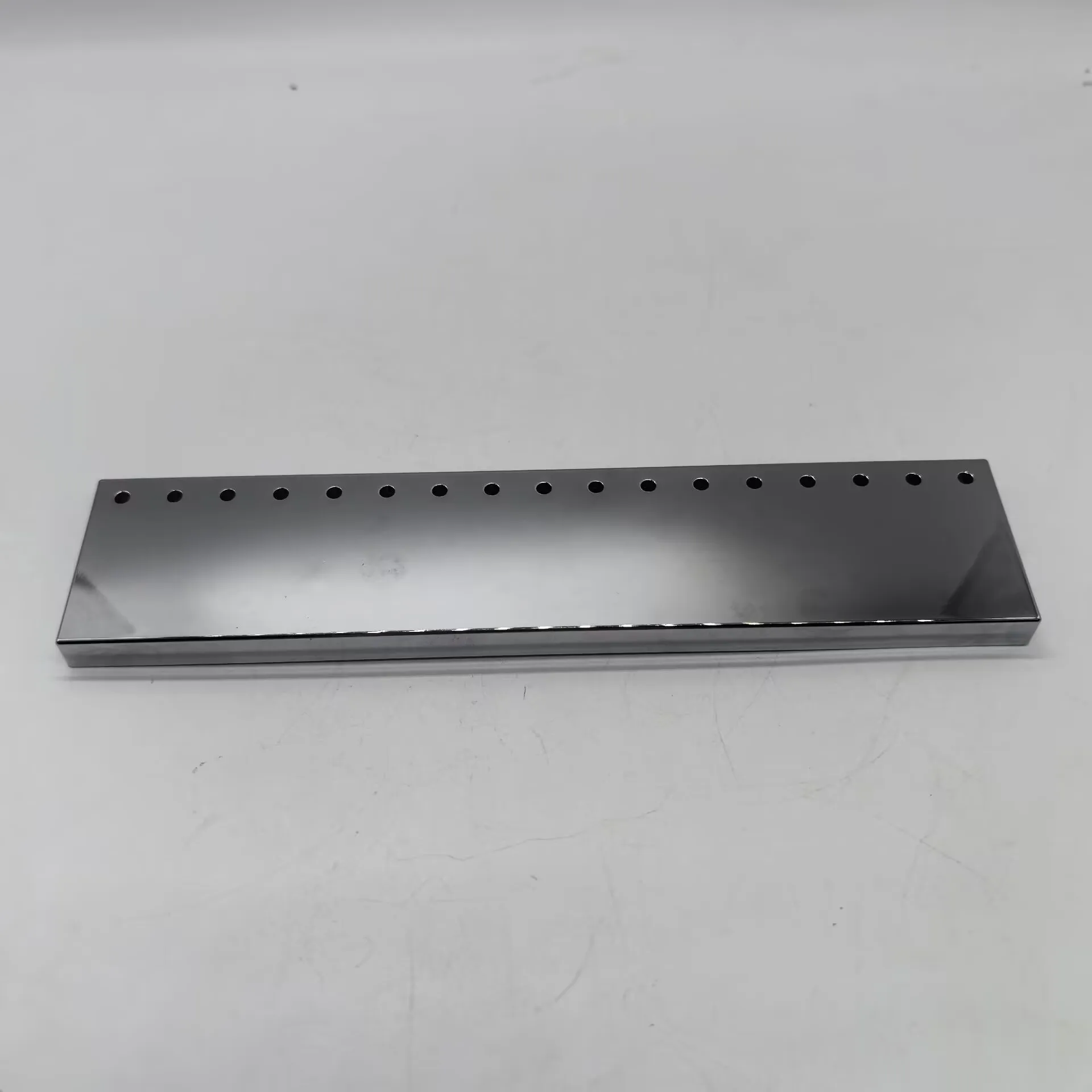 

RC LESU 1/14 for Tamiya King Tractor-Trailer Truck Front Bumper Bumper 3MM Light Trim G-6062-1 DIY 1 set