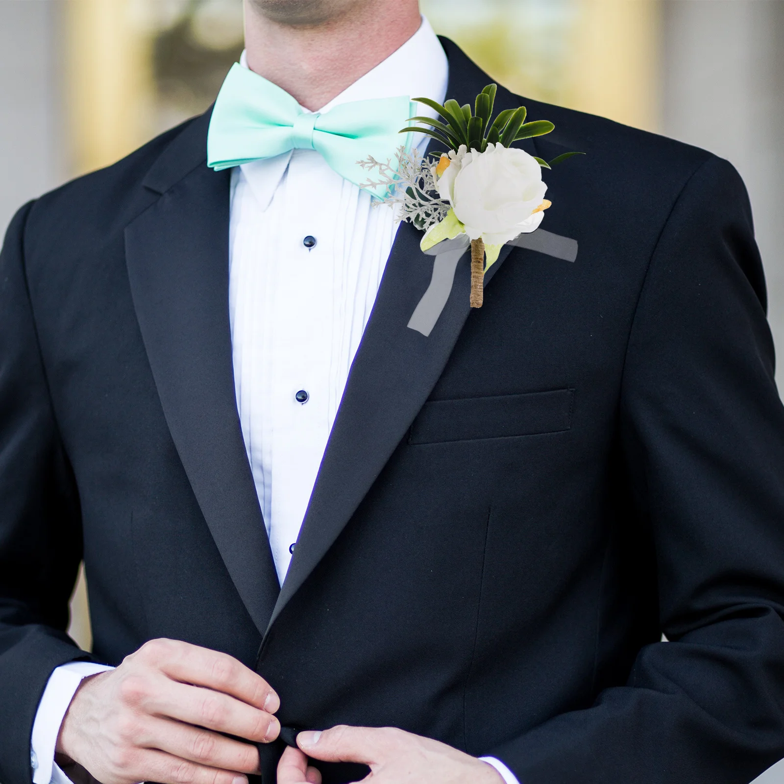 Elegante stile europeo Groomsmen Fiore finto Pin Suit Decorazione Accessori artificiali da uomo Design leggero e realistico per