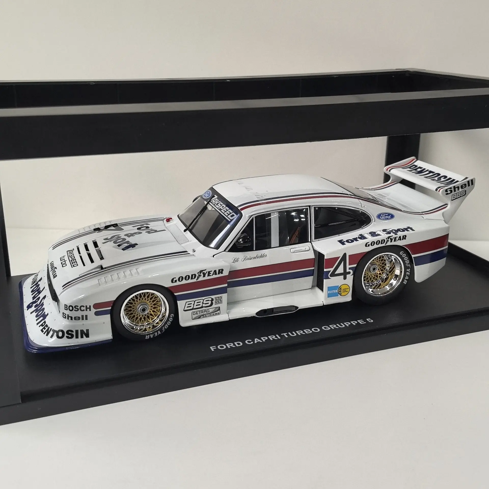 Diecast WERK83 1/18 Scale FORD CAPRI #4 Ford Racing Car V7 Alloy Car Model - view 3