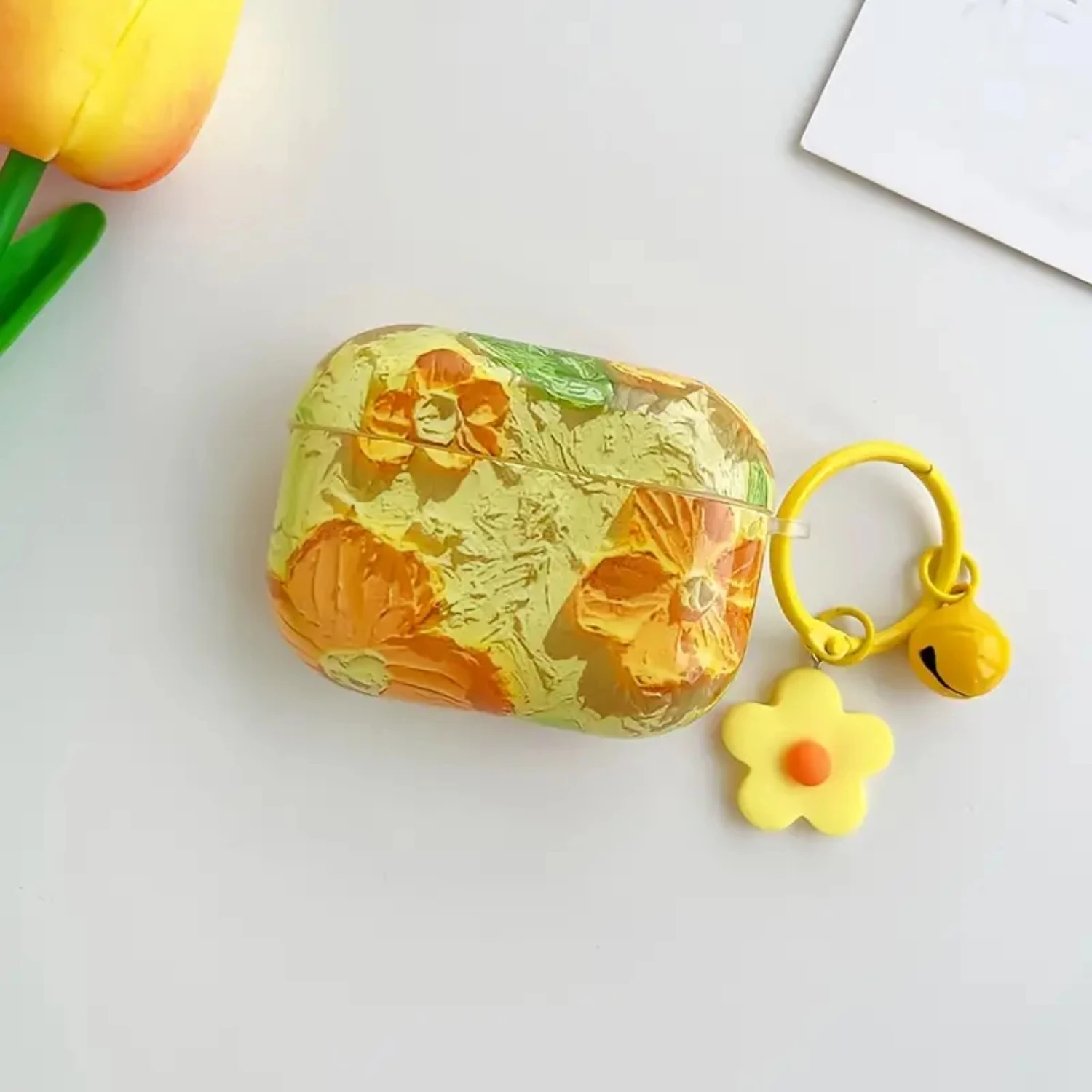 

1pc Yellow Oil Painting Flower Pattern Earphone Cover With Flower Chain For Airpods 1/2/3 Pro