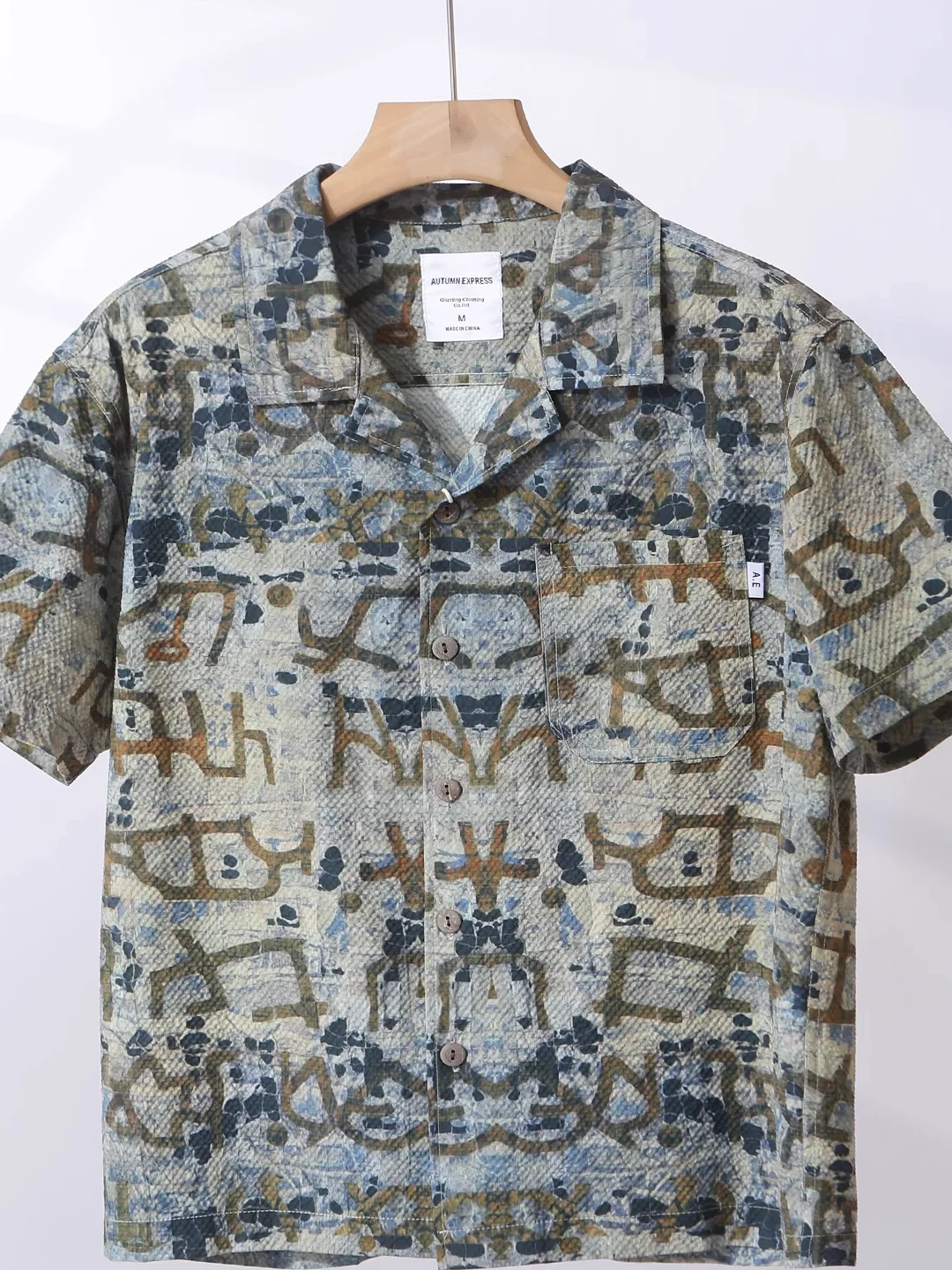 

Cool Feeling Bubble Cloth Cuban Collar ort Sve Men's irt Summer Faionable Loose Fit Youth Apparel Casual Wear