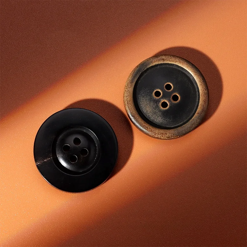 

Элитная пуговица ручной работы для мужских и женских костюмов, декоративная пуговица из бычьего рога, аксессуар для пиджаков и пальто, универсальная пуговица.