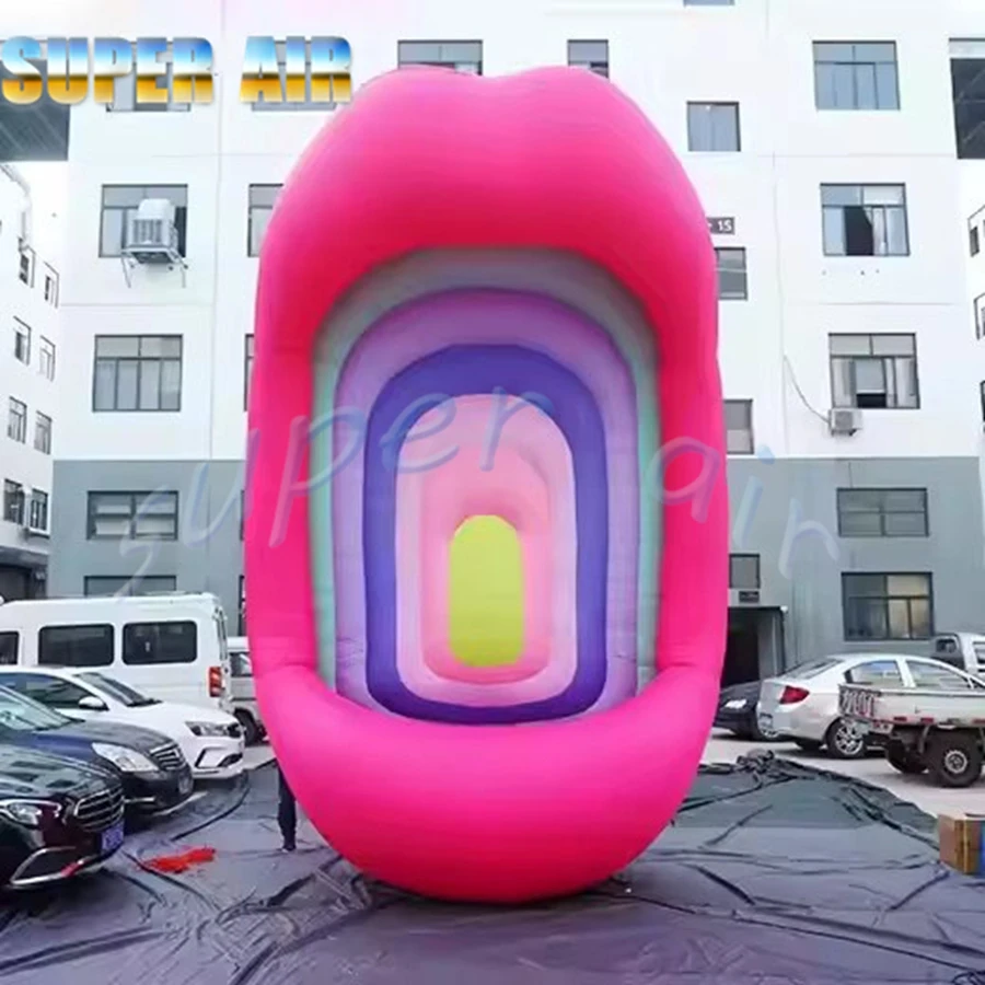 Huge outdoor model used for trade show inflatable capsule