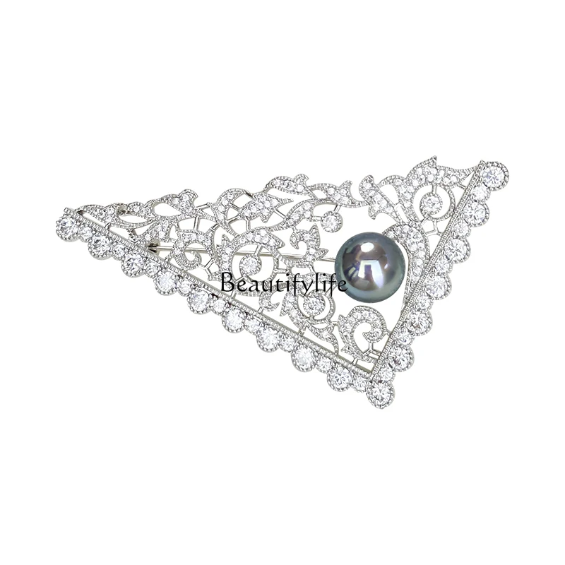 

High-end pearl triangle diamond-encrusted high-end exquisite fashion corsage clothes niche design embellishment jewelry