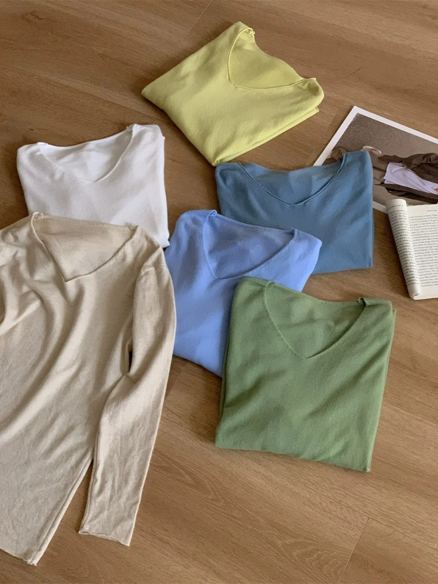 편안한 울 혼방 브이넥 티셔츠 캐주얼 출퇴근 기본 레이어링 탑 부드러운 울리 텍스처 멀티컬러 루즈핏 긴팔