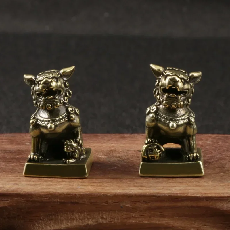 

Antique Bronze 1 Pair Lions Seal Desktop Ornaments Copper Animal Miniature Figurine Lucky Brass Lion Statue Feng Shui Decoration