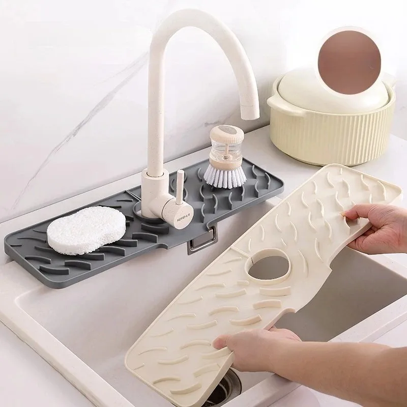 

Wavy Silicone Faucet Drain Mat Kitchen Sink Splash Guard Non-Slip Countertop Protector Water Catcher Pad