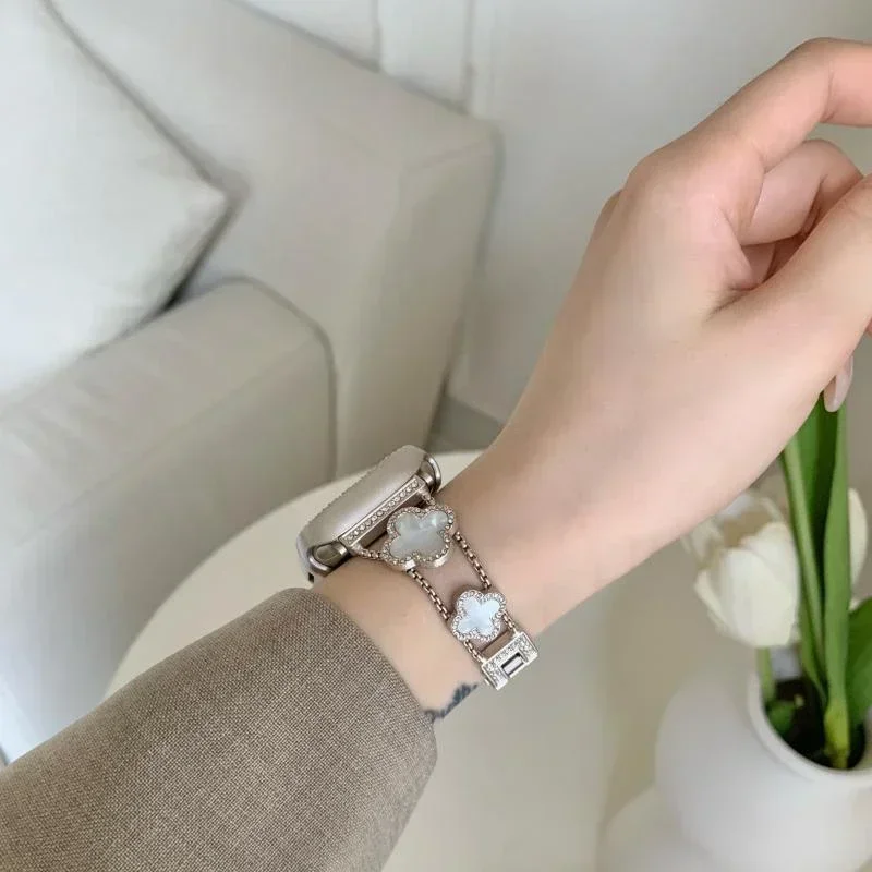 Diamond Four-leaf Clover Metal Strap for Apple Watch Ultra2 Women Band 49/46/45/44/42/41/40/38 Iwatch Series 10 9 8 7 6 Bracelet image 4