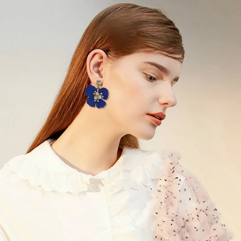 Painted flower explosion earrings with pearl earrings 2020 new jewelry Korea Dongdaemun temperament fashion earrings