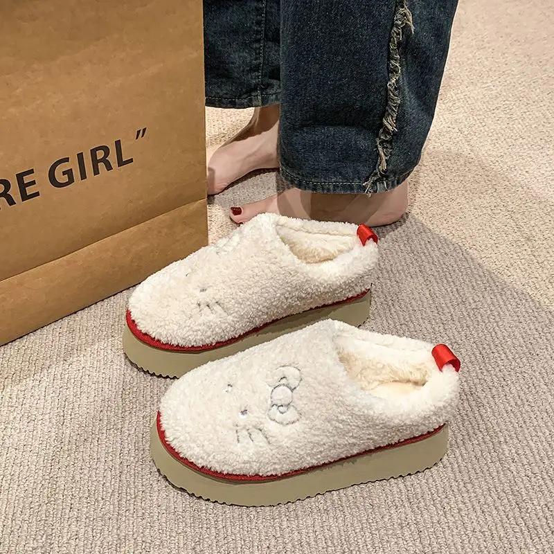 Sanrio Hello Kitty doux pantoufles en peluche hiver nouvelle mode semelle épaisse maison coton chaussures Version coréenne tendance pantoufles polyvalentes