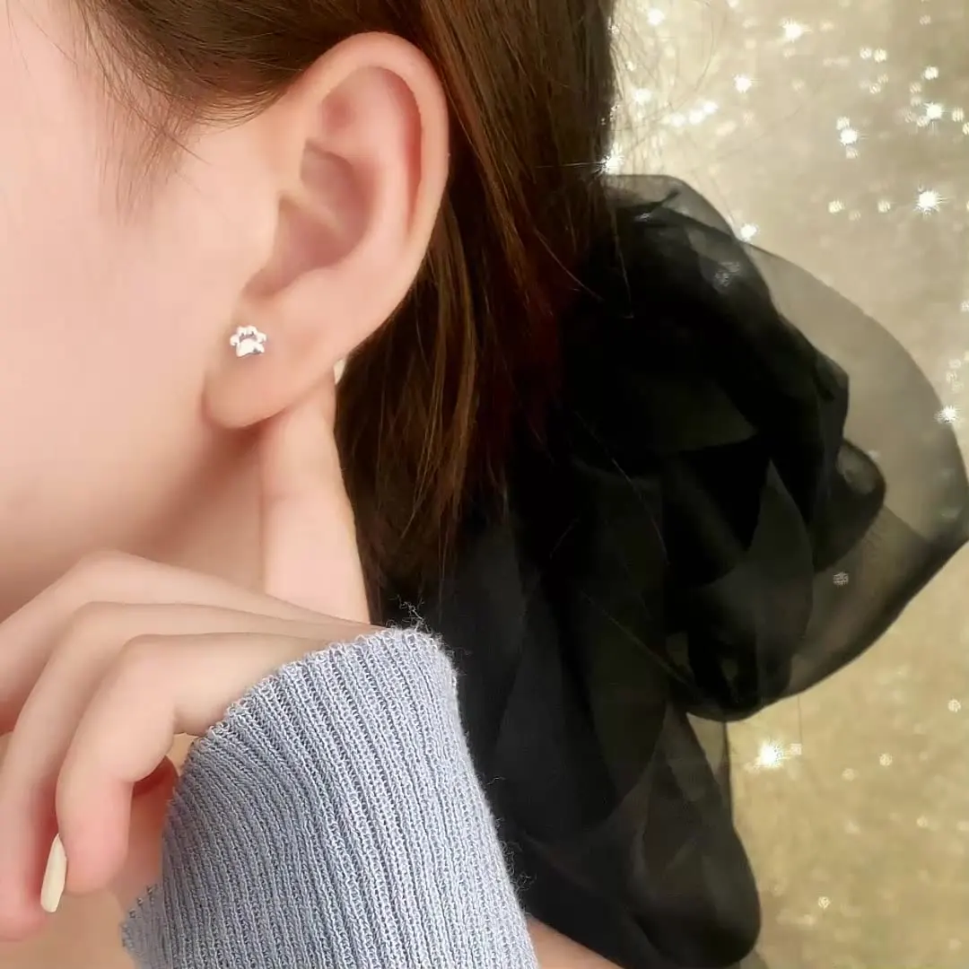 S999 Sterling Silver Cute Cat Paw Stud Earrings for Women Tiny Jewelry Perfect for Daily Wear Sweet Gift Idea Silver Earrings