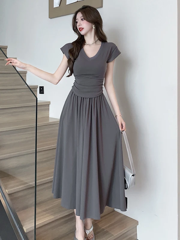 

Elegant V-Neck T-Shirt And High Waist Skirt Two-Piece Set for Women Summer Fashion Casual Style Short Sleeve Elastic