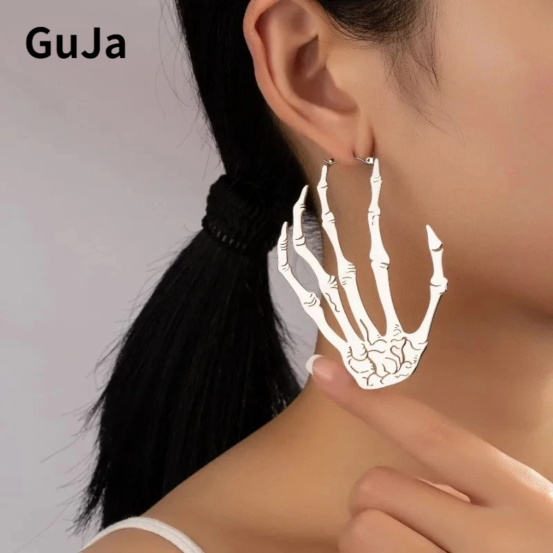 

Fashion Jewelry European and American Design Hand Claw Earrings For Women Party Gifts Cool Trend Ear Accessories 2025 New