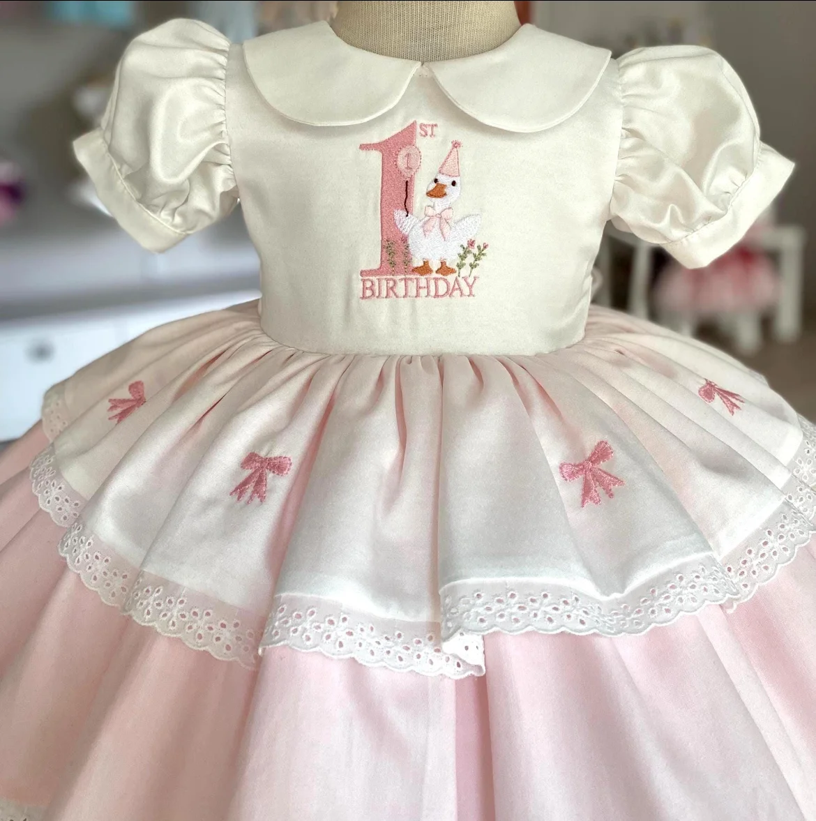 Summer Birthday Party Clothing for Girls, White Pink Vintage Princess Dress with Duck+Bows Embroidery for Photography B582