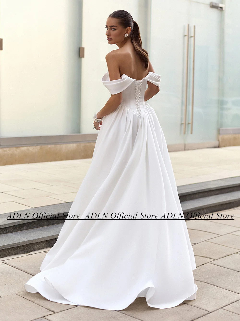 Modern Wedding Dress Off The Shoulder Pearls Boat Neck A Line 2025 Bridal Gown Sweep Train Corset Bride Dresses for Lady