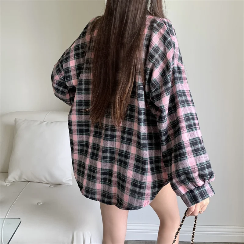 Women Tartan Shirt Long Sleeve Collared Button Up Oversized Plaid Shirt Flannel Jacket Grunge Teenage Girl Spring Summer Outfit