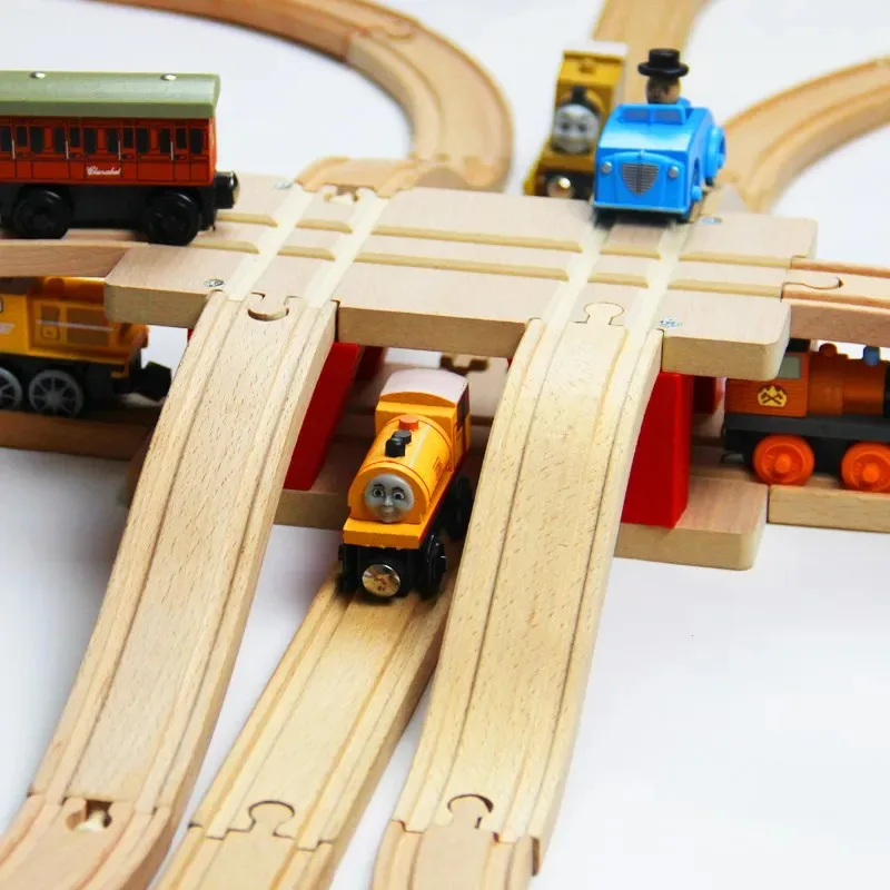 TOPMAYA Doppelschienen-Nabe, Holzeisenbahnschienen, kompatibles Zubehör, geeignet für Holz- und Elektroautos Pd79
