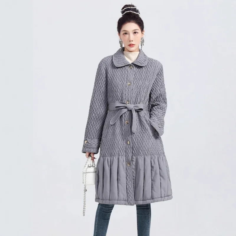 معطف شتوي قطني مطوي للنساء موضة مياكي 2025 وصل حديثًا مقاس كبير متعدد الاستخدامات وأكمام طويلة واحدة الصدر بحزام مصدات الرياح