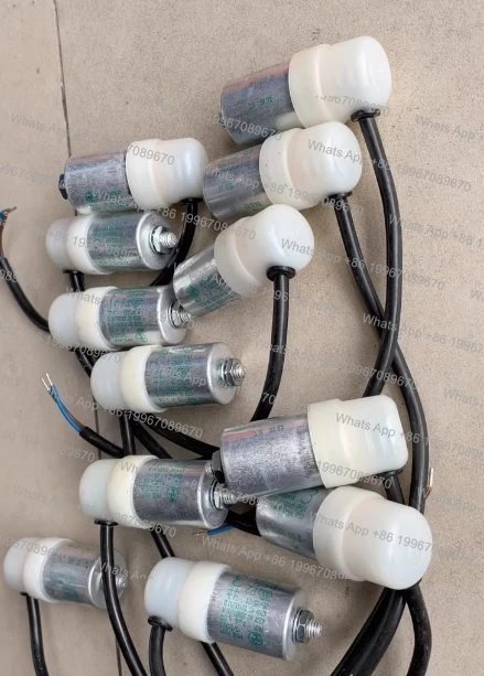 Used, genuine MKB MKP 3UF original capacitor 1pcs