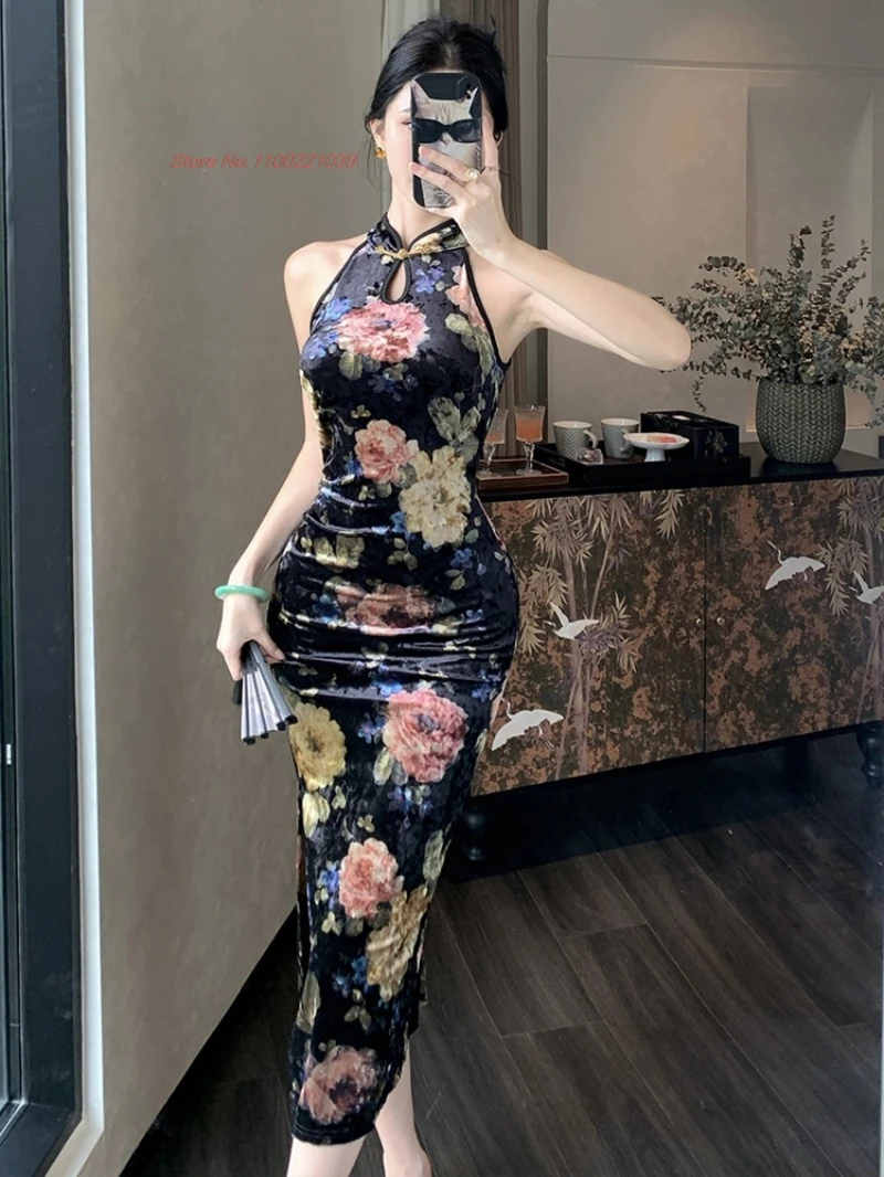 

2025 chinese improved velvet cheongsam sexy qipao national flower print sleeveless qipao dress nightclub evening banquet dress