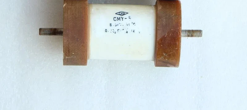 

1pcs Ceramic High Voltage CMY-5 0.22UF 6.3KV Oil-Immersed Capacitor Demolition Industrial Capacitor Demolition