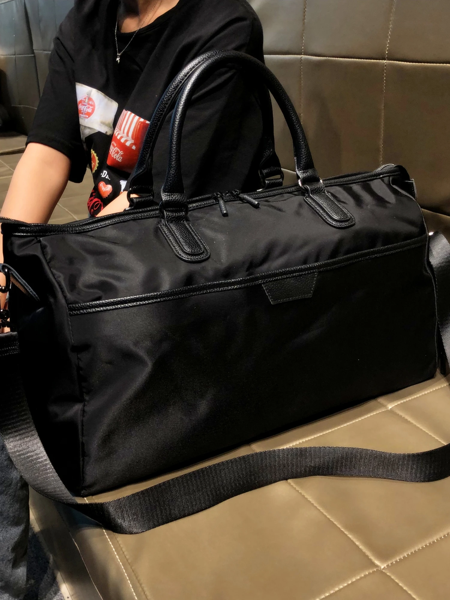 

Модная портативная дорожная сумка большой вместимости, спортивная сумка для мужчин и женщин, ручная сумка для деловых поездок, гонконгский бренд