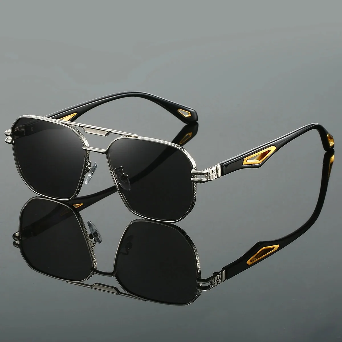 

Vintage Square Sunglasses Men Gradient Multi-color Casual Shades Women Trendy Double Bridge Luxury Design Sun Glasses