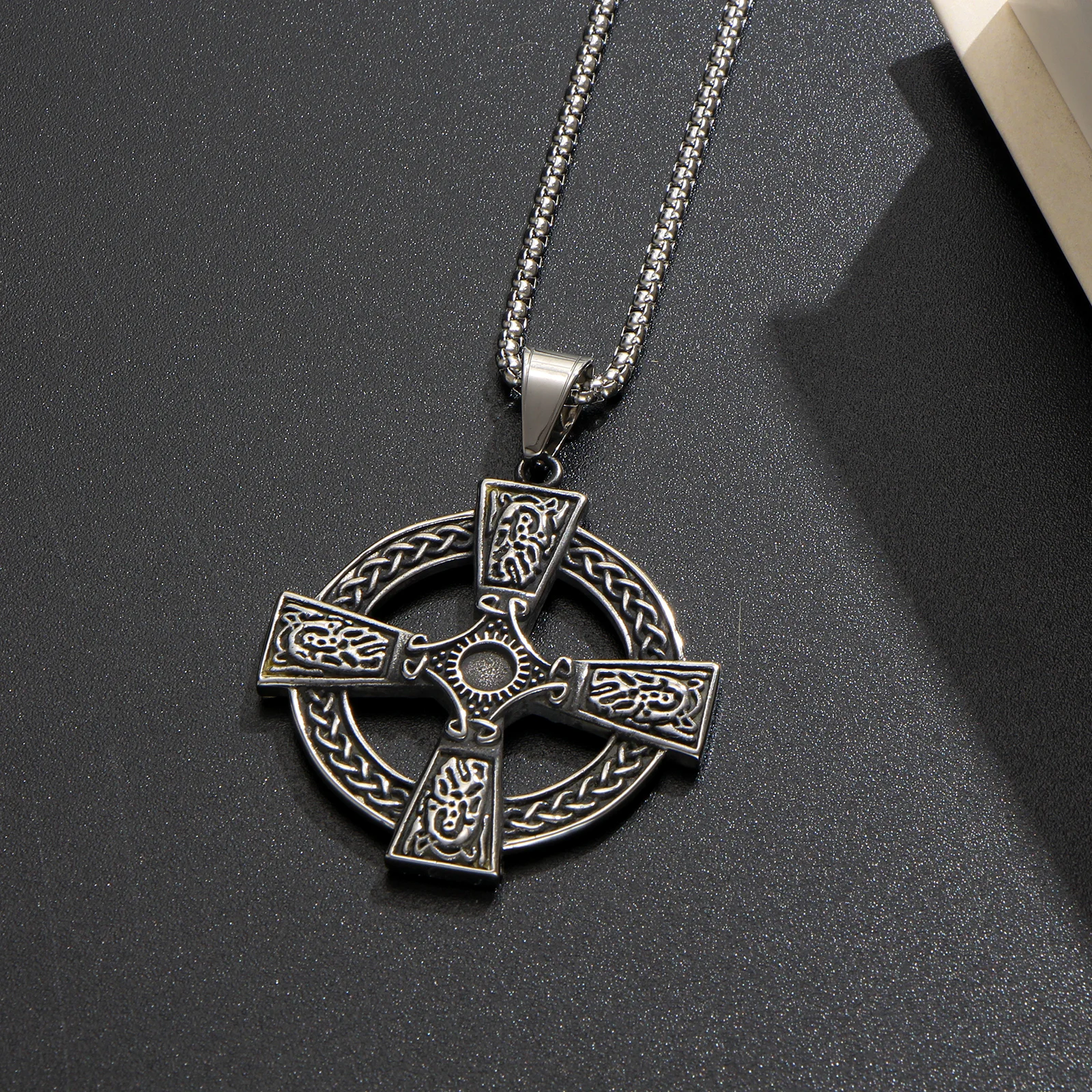 LNCHRAN Men 316L Stainless Steel Antique Celtic Solar Cross Pendant Necklace Box Chain Irish Vintage Jewelry Gift For Men - view 3
